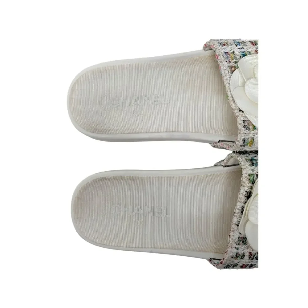 Chanel Camellia Tweed CC Logo Slide Rainbow White Rubber Pool Sandal 38 | 7.5